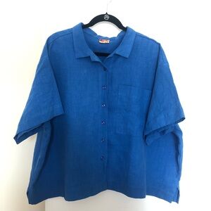 Nettle Studios Cropped Short Sleeve Linen Shirt in Cobalt OS+